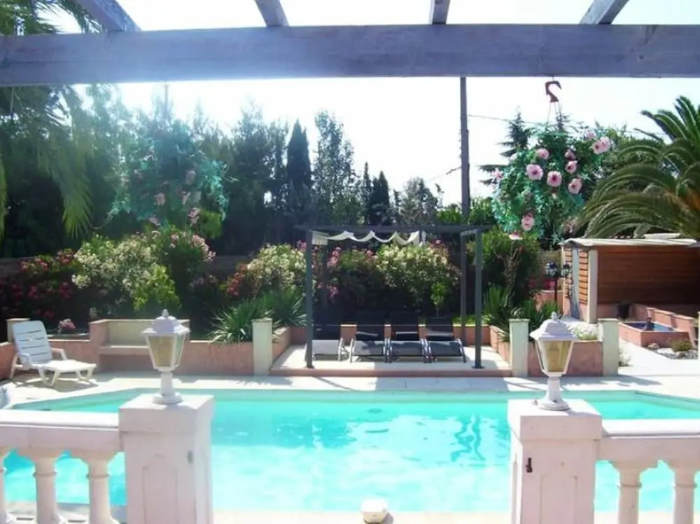 Villa With 4 Bedrooms In Villeneuve Loubet With Private Pool Enclosed Garden And Wifi
