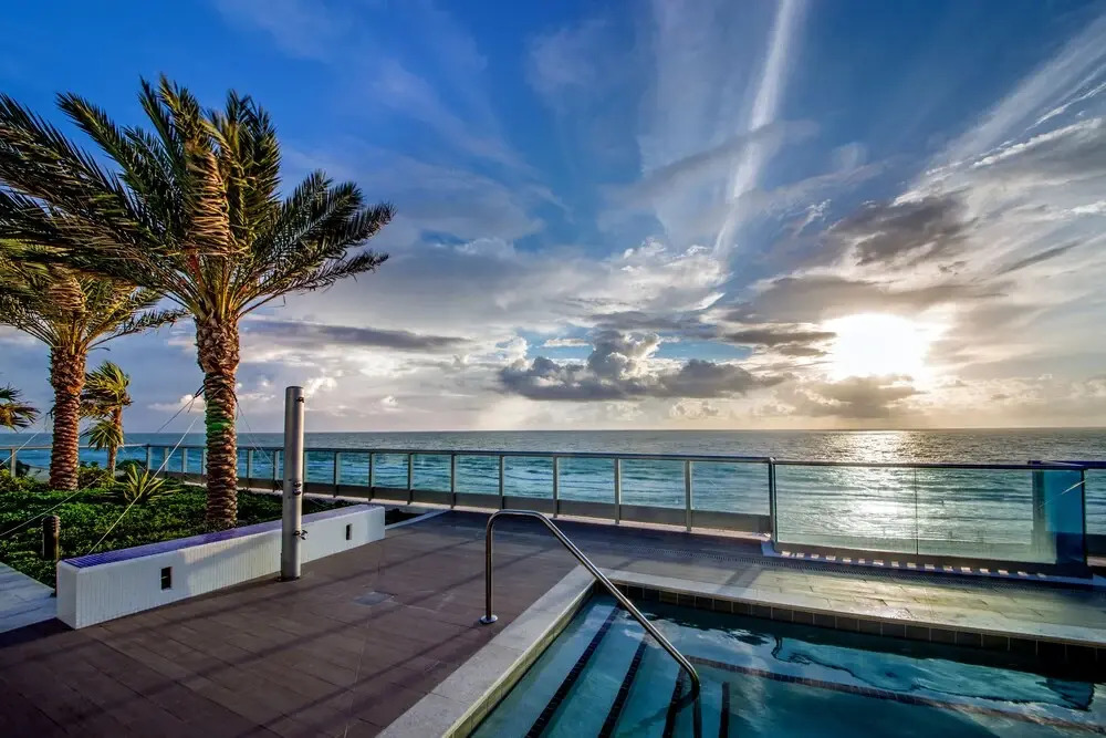 Monte Carlo Miami Beach