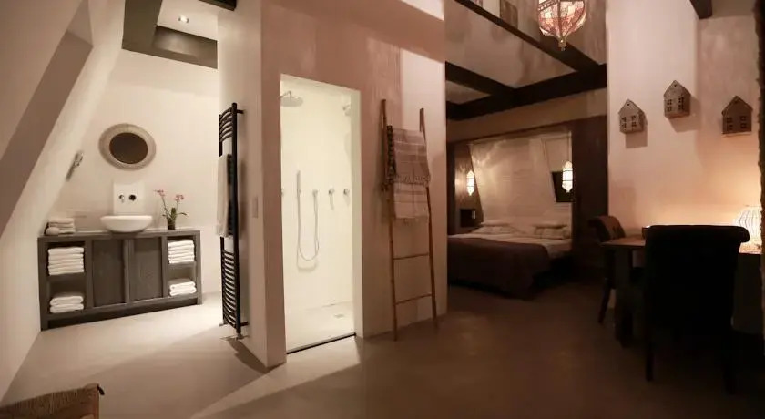 Loft 49