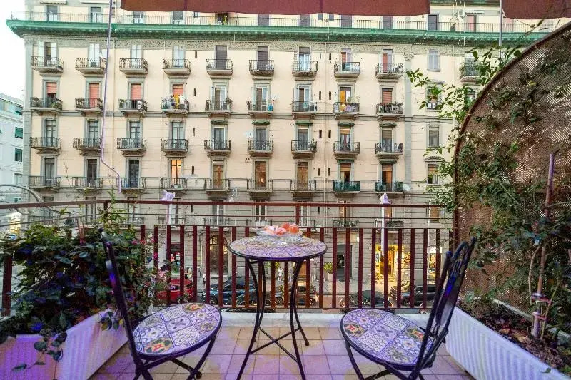 Leucosya Luxury Rooms