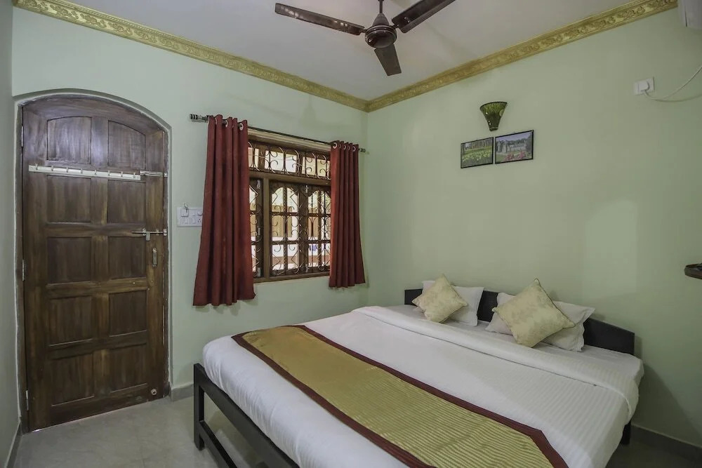 OYO 10728 Home Near Calangute Beach