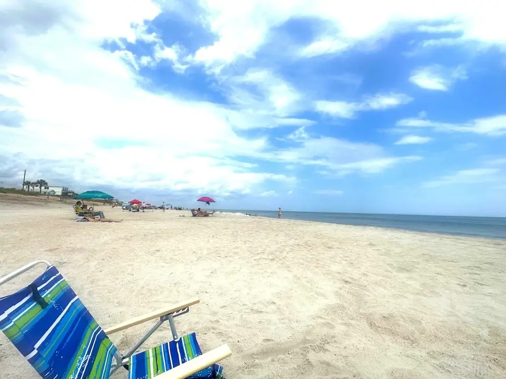 Surfside Oasis ~tropical Pool! Walk to the Beach