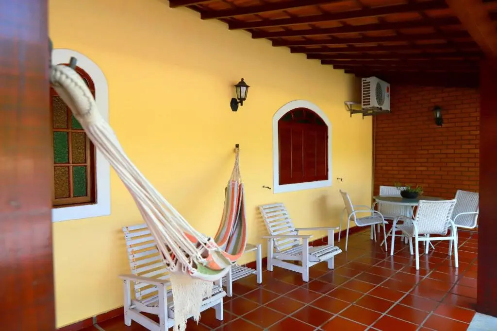 CASA de praia com PISCINA, CHURRASQUEIRA, 05 QUARTOS para até 20 PESSOAS