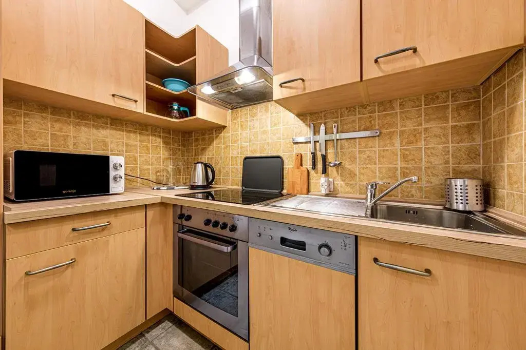 Gozsdu Spacious Apartment