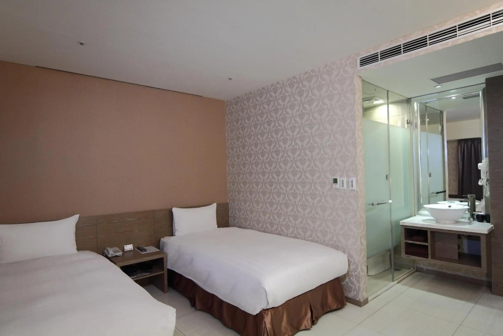 Nest Hotel