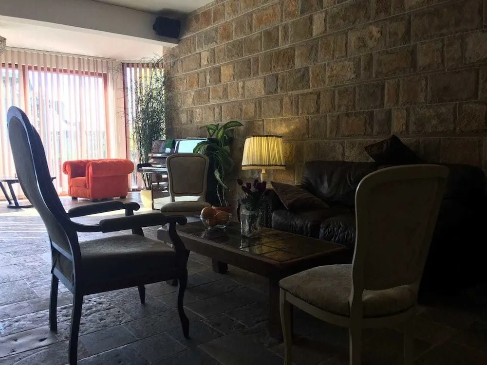 The Belgrade Hills Rooms and Suites