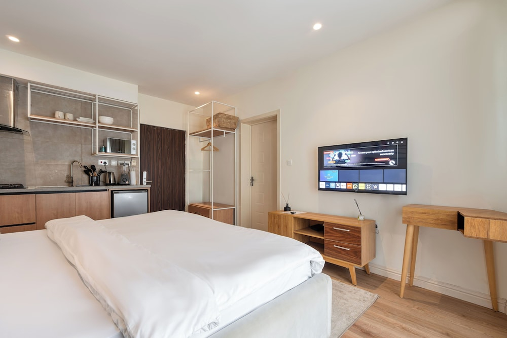 Aima Apartments