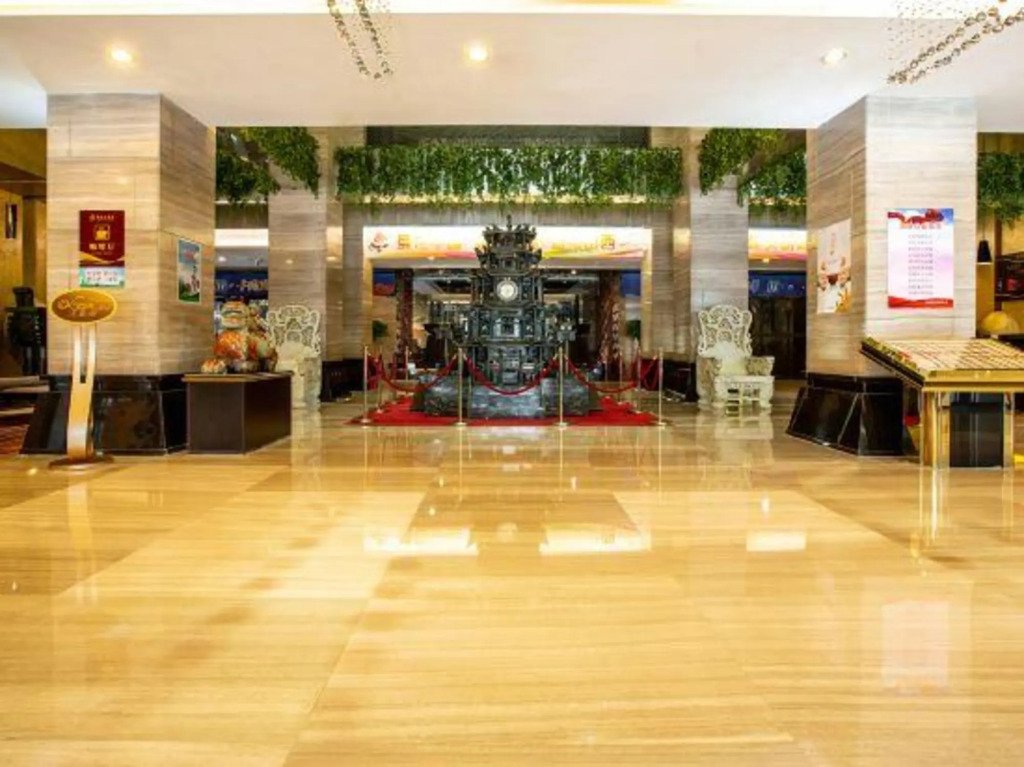 Sunshine Hotel