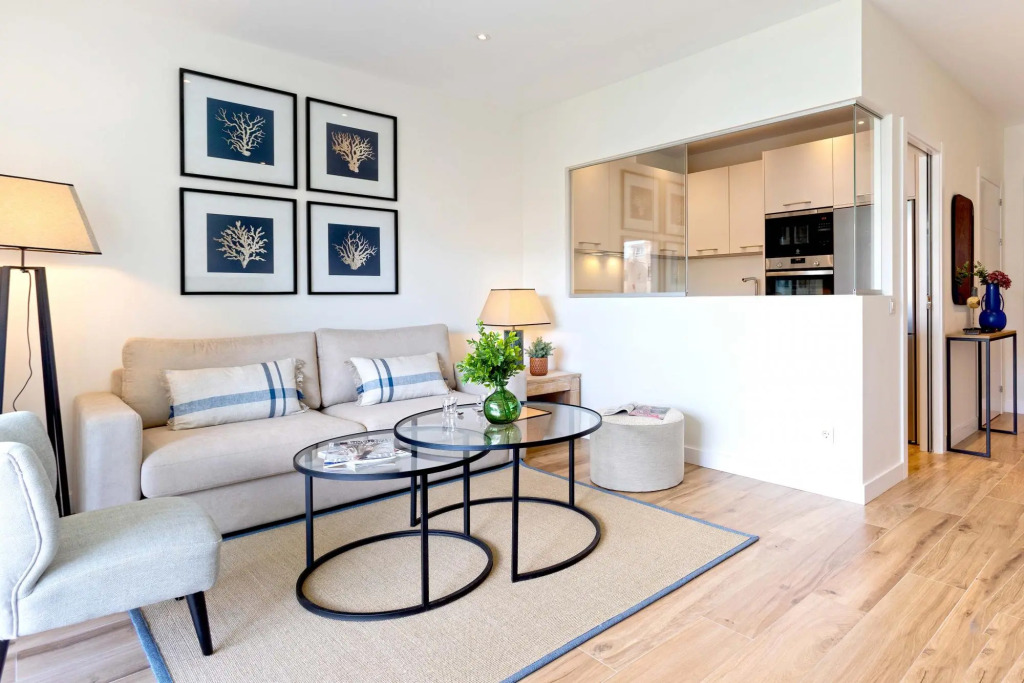 Magnific 2BD apartment with private terrace. Ricardo Soriano II