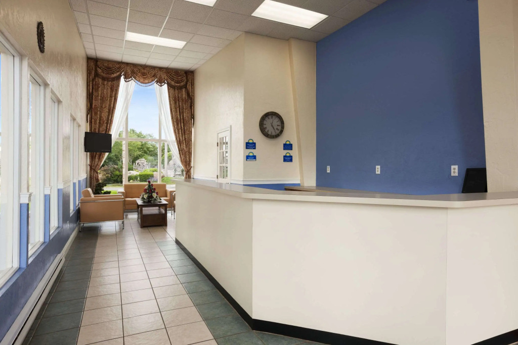 Days Inn by Wyndham - Cape Cod