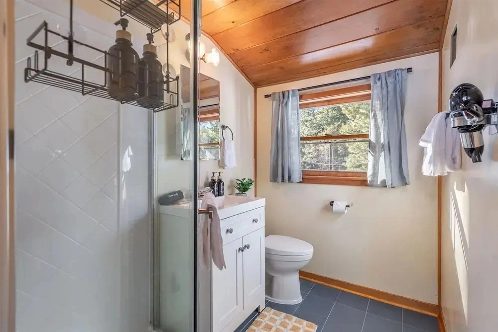 Midiron Golf Cabin 3 Bedroom Cabin