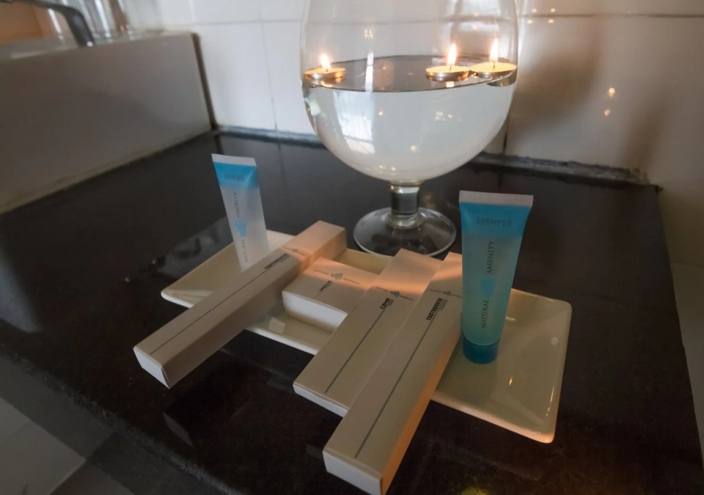 Adore Hotel