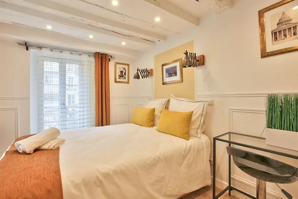 42 - Luxury Flat