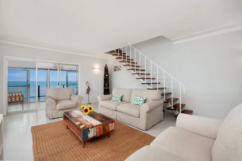Elanora Ocean St No 8