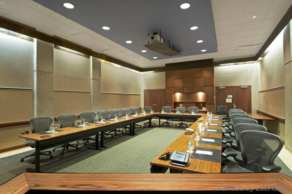 Novotel Montreal Center
