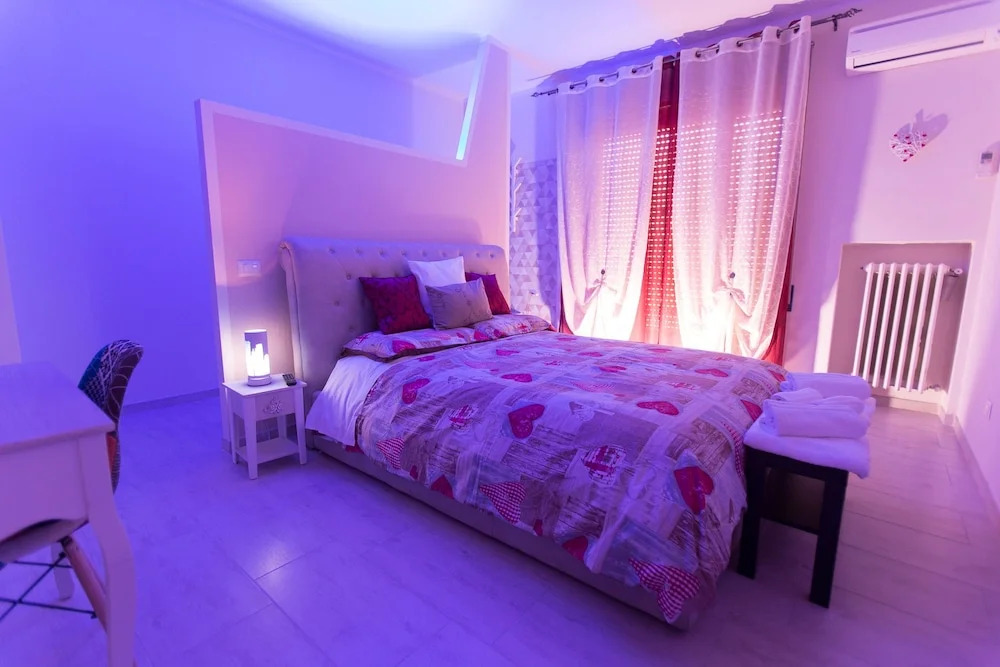 SuiteIRIS B&B