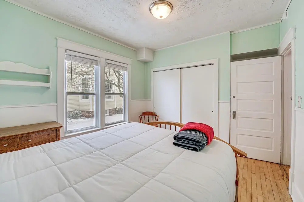 Ludington Home w/ 6 Bicycles < 1 Mi to Beach!