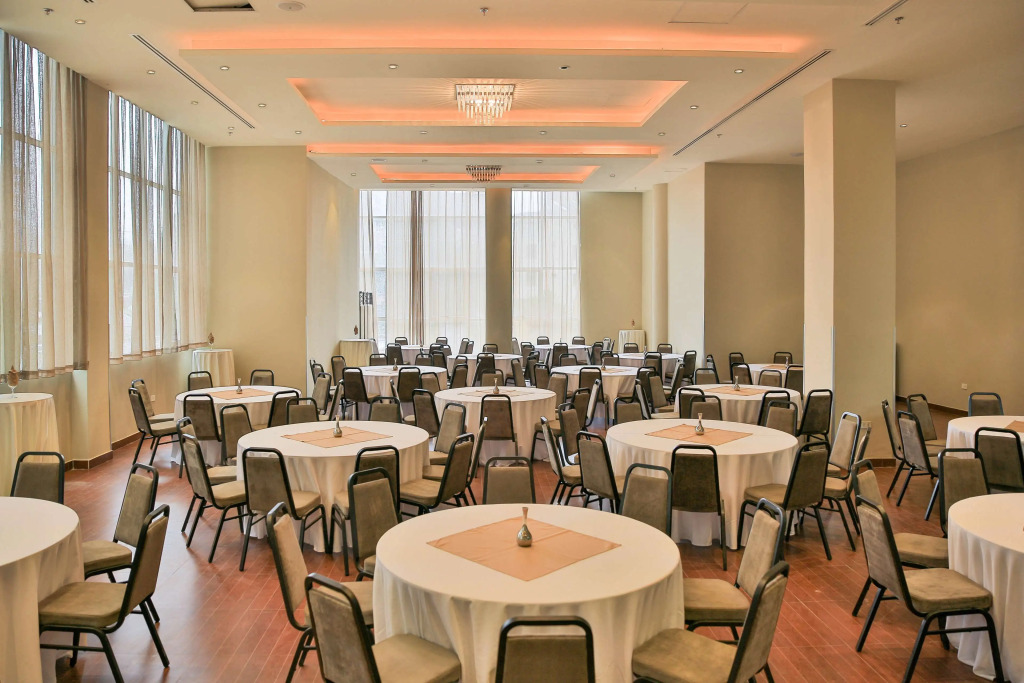 Magnolia Hotel & Conference Center