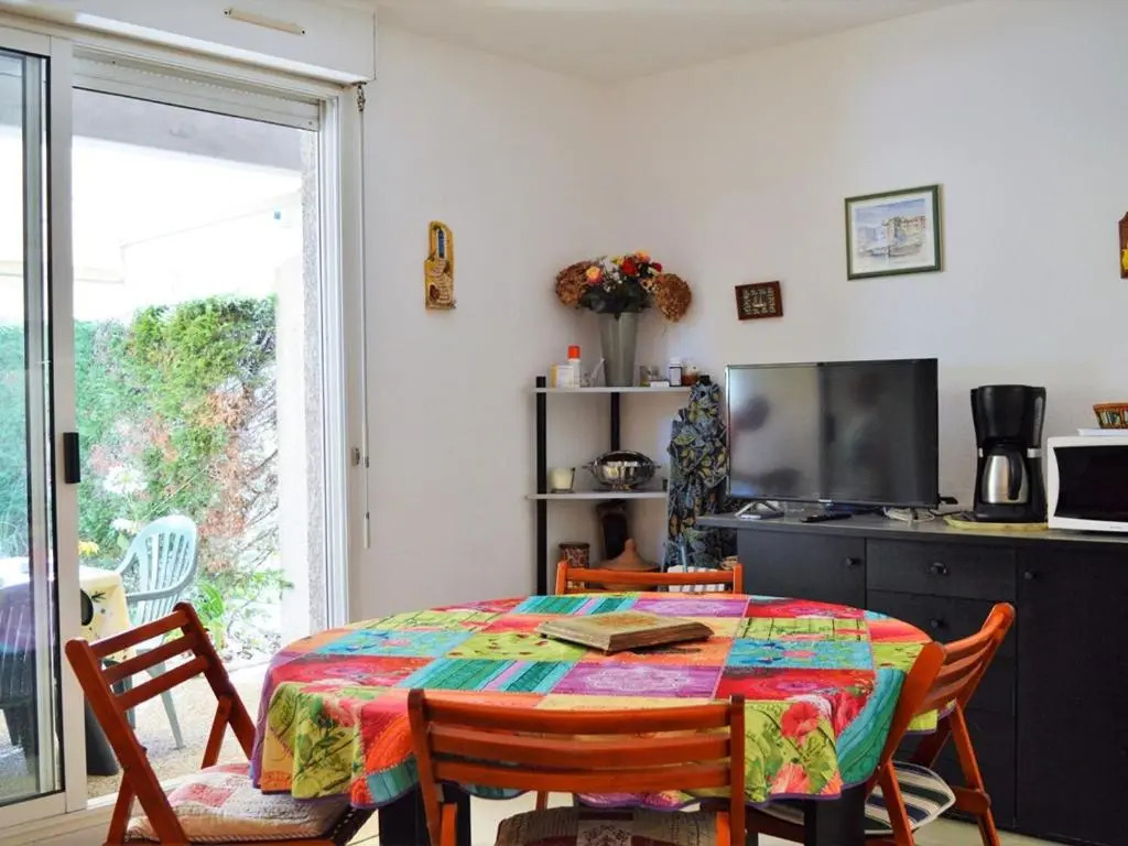 Appartement Le Lavandou, 2 pièces, 5 personnes - FR-1-251-364