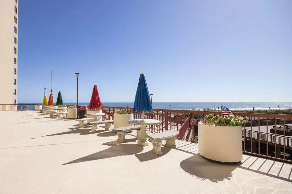 Rainbow 1109 - 2 Br Condo