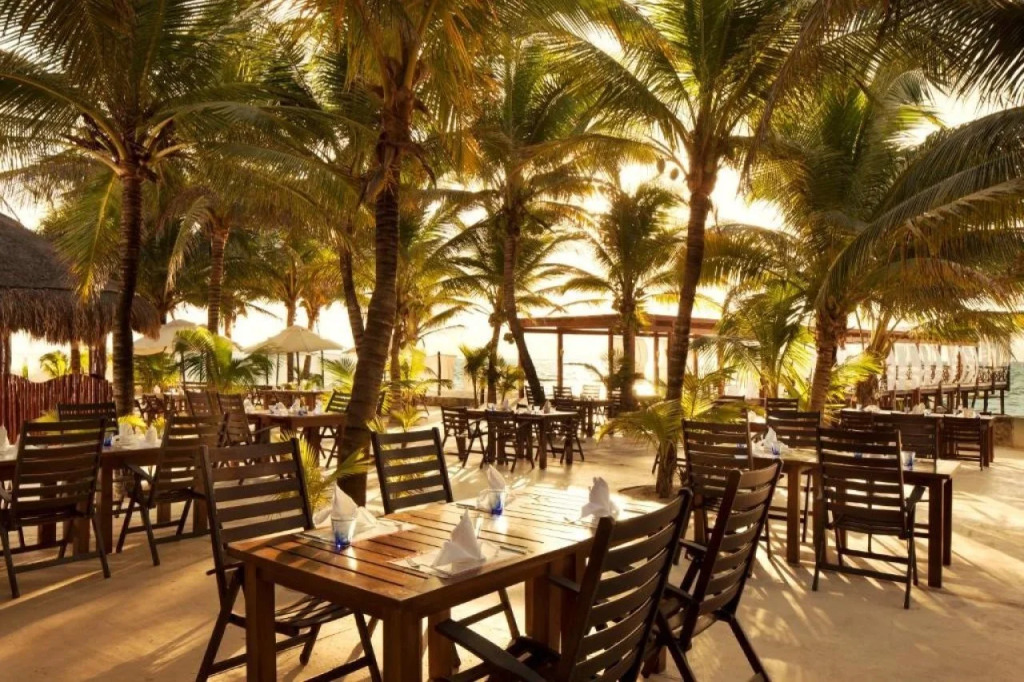 El Dorado Casitas Royale 
