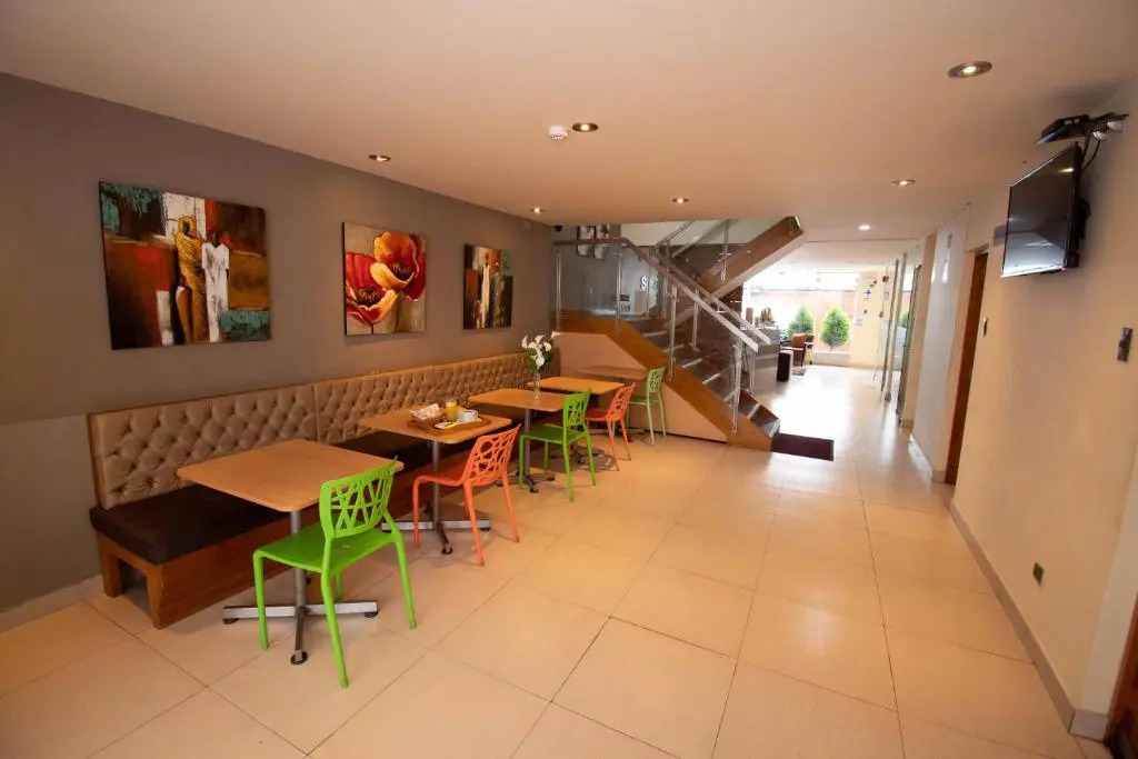 Sm Hotel And Business