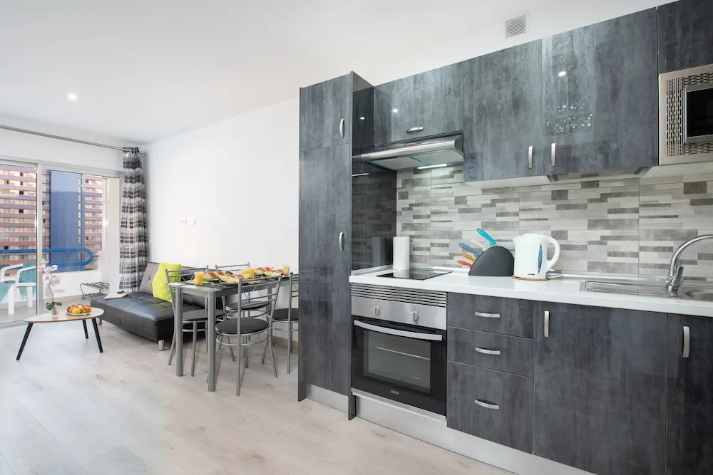 909 Panoramic Studio, Ocean View
