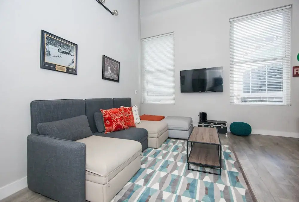 BOS008 2 Bedroom Apartment By Senstay