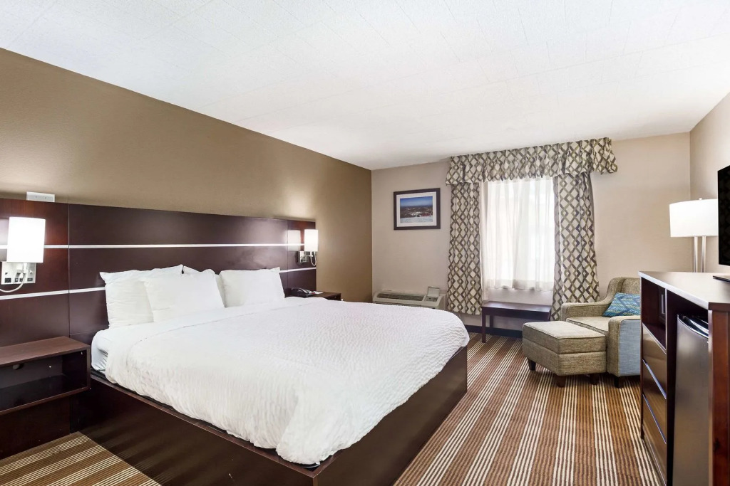 Pocono Inn & Banquet - Stroudsburg