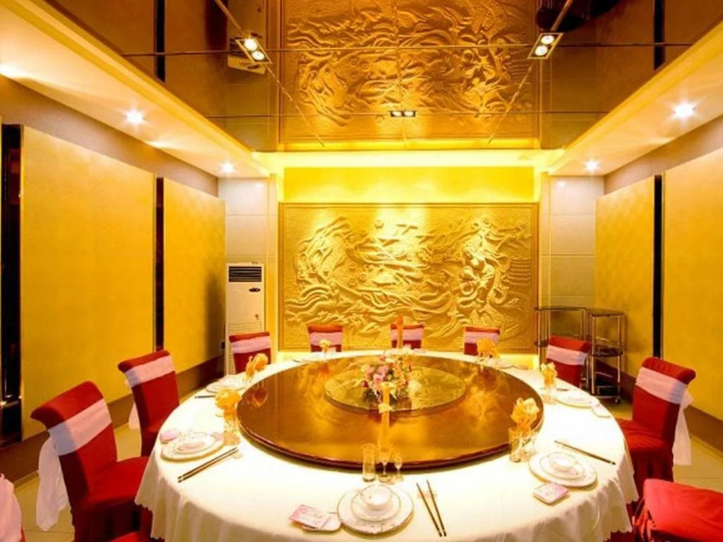 Dunhuang Golden Leaf Hotel