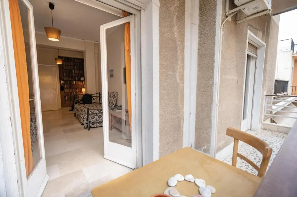Acropolis Athens 1 bedroom 6 persons apartment.