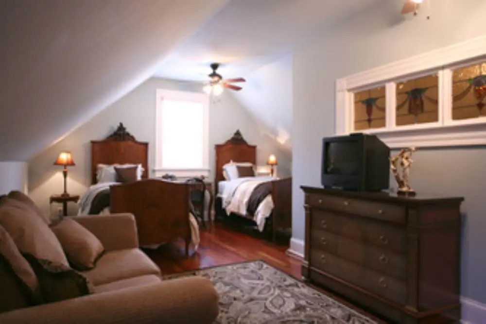The Social Goat Bed and Breakfast