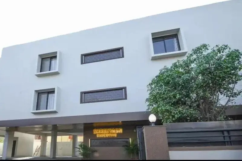 Hotel Shreeyash Executive