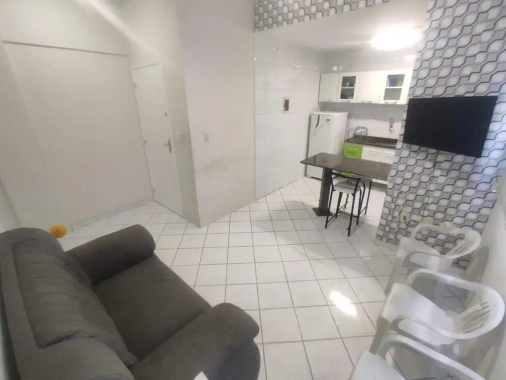 Lindo apartamento com Wi-Fi a 370m da Praia do Morro, próximo ao Marlim Azul e à Av Paris