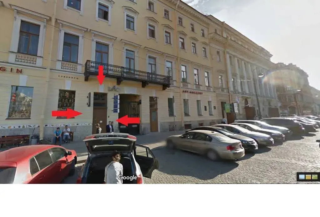 Apartments on Italianskaya 11
