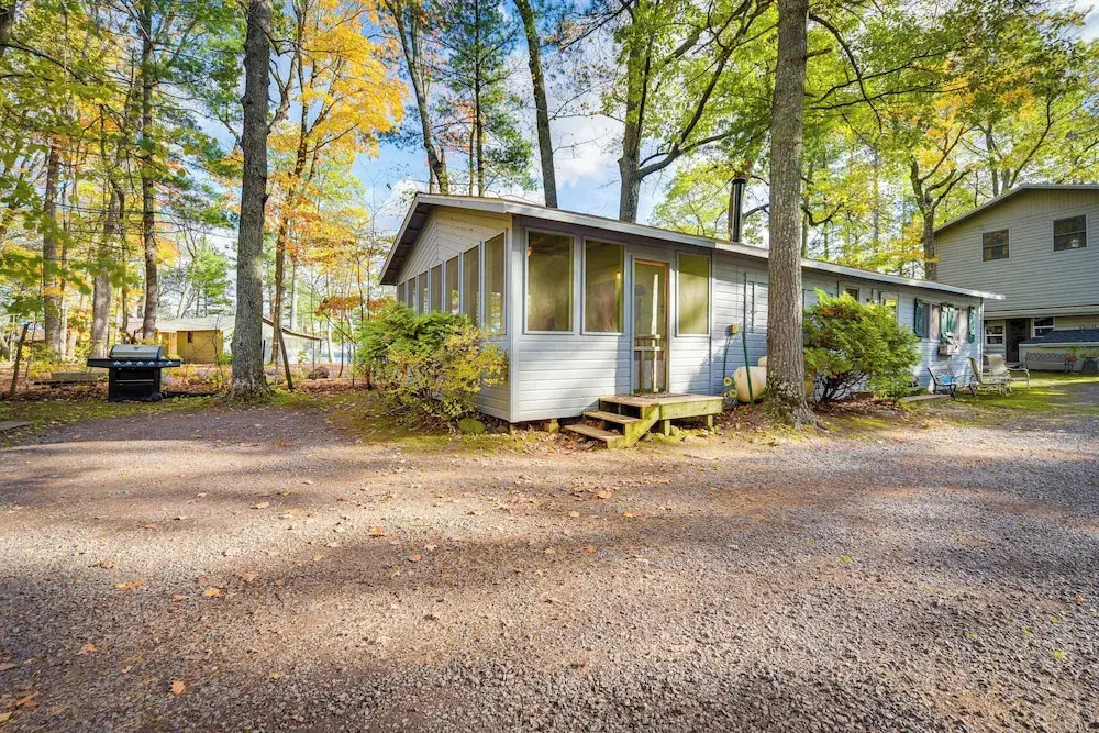 Hayward Cabin w/ Boat Slip + Fish House!