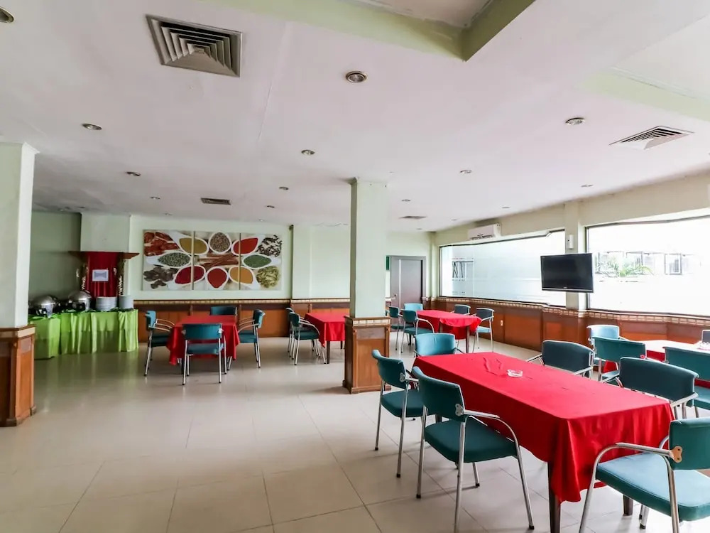 NIDA Rooms Tampan Universitas Riau HR Subrantas Panam at Hotel Sabrina