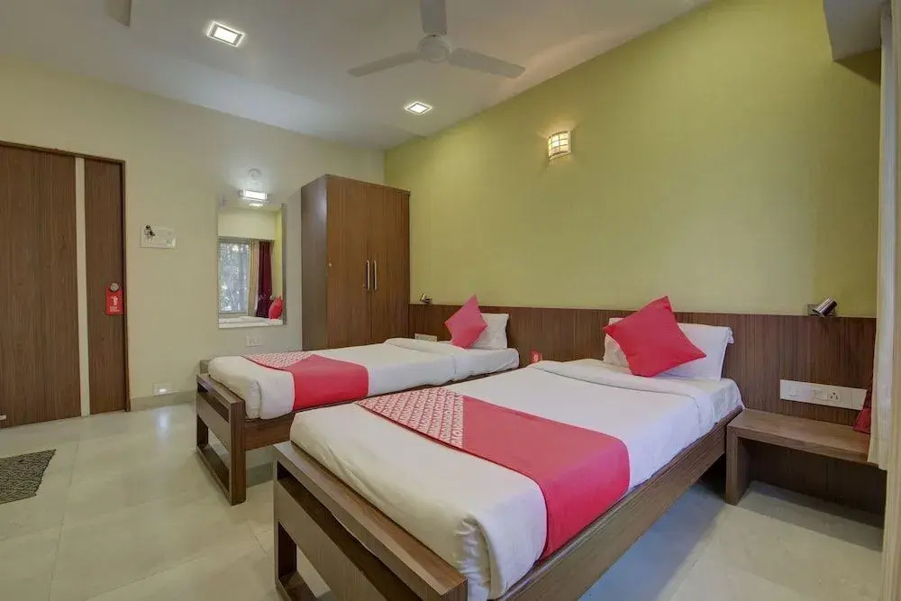 Hotel Ashwamedh Residency by OYO Rooms