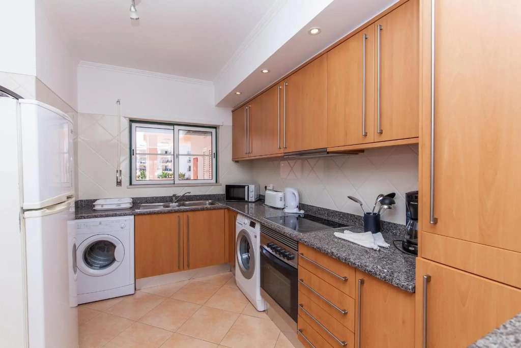 B73 - Luz Sun Holiday Apartment