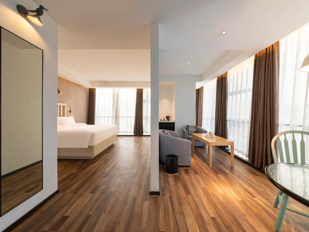 Borrman Hotel Jinan West Station Greenland Central Plaza Exhibition Center