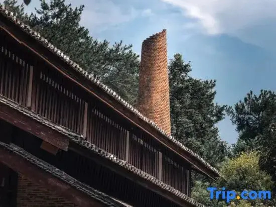 Shenianli B&B (Ancient Kiln Folk Customs Expo Area Chinese Ceramics Museum Store)