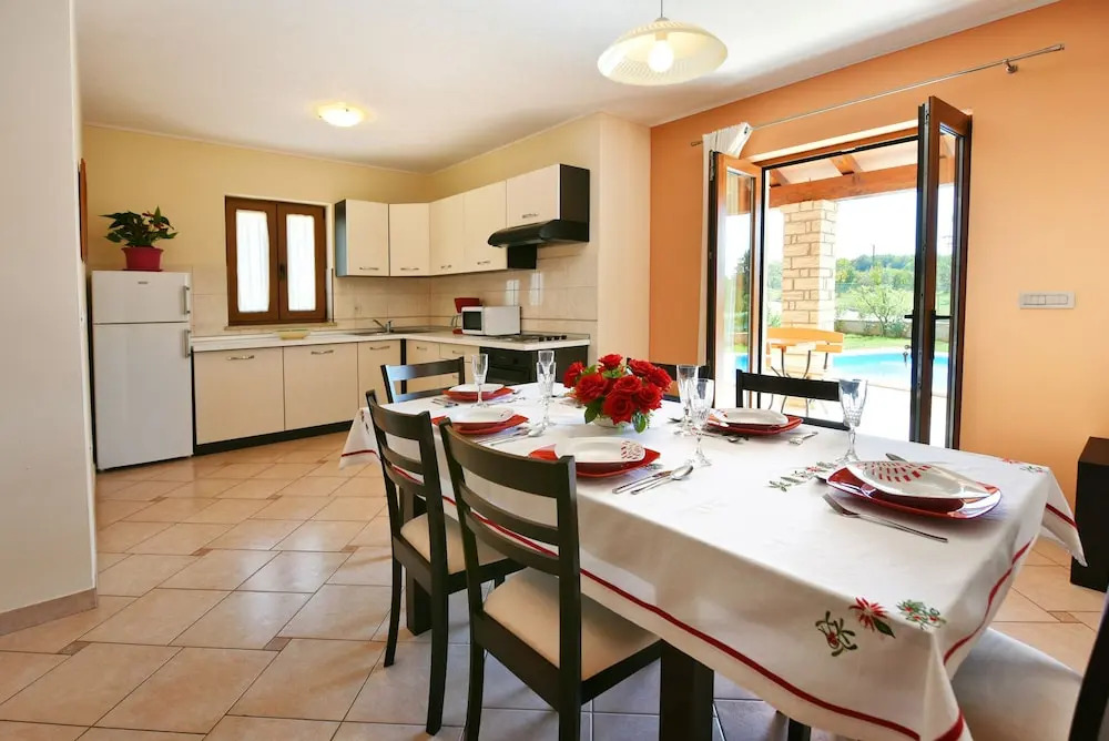 Villa Kmacici 377