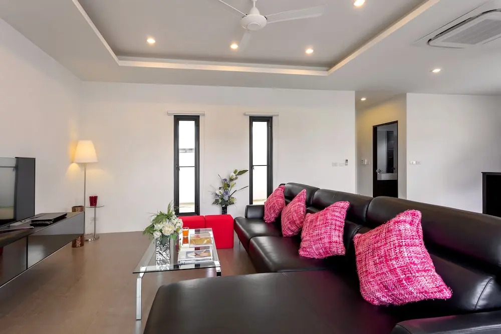 West facing 3br Boutique Pool Villa by Intira Villas
