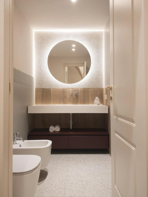 Apartment suitable for families or couples, equipped kitchen and laundry corner, private balcony-Mattia by Dimore Garibaldi