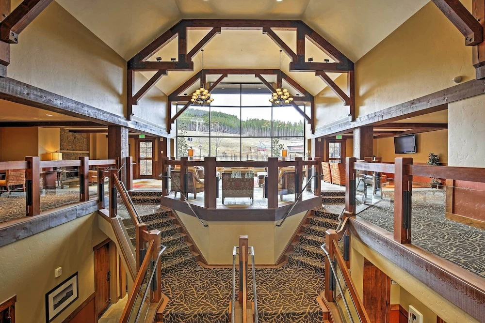 Ski-in/ski-out Breckenridge Resort Condo at Peak 7