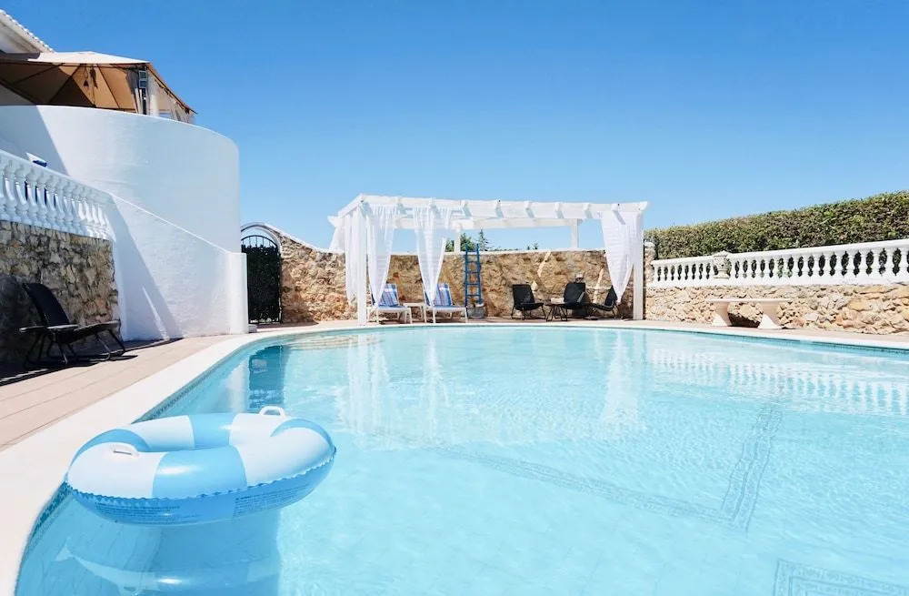 The White House - Boutique Villa