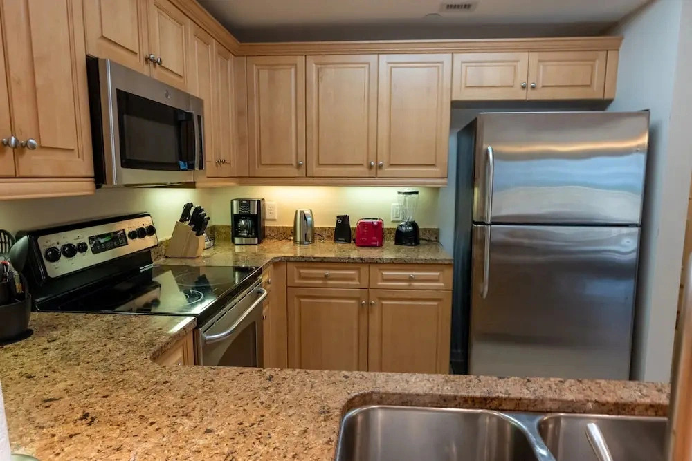 208 Royale Palms 3 Bedroom Condo