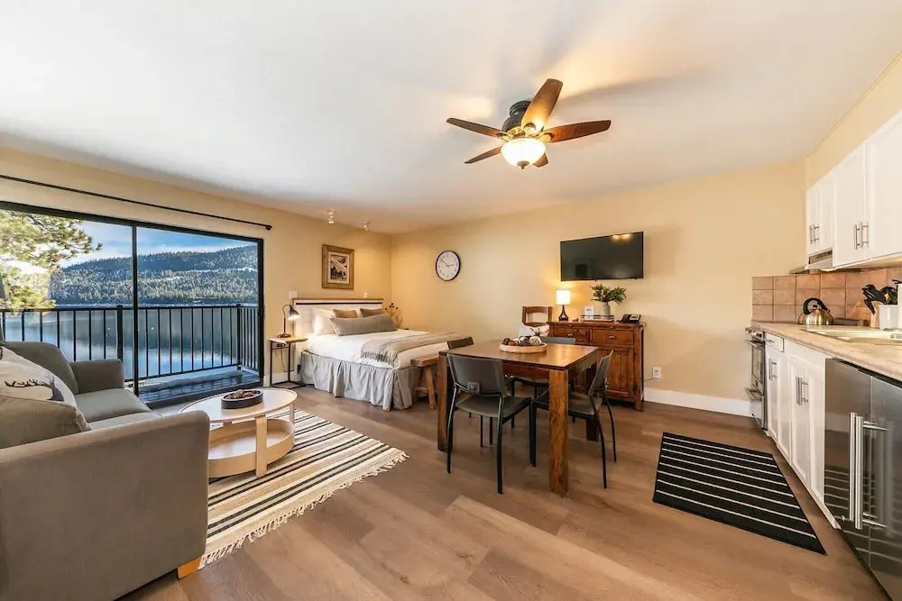 246 Bldg C 1 Bedroom Condo