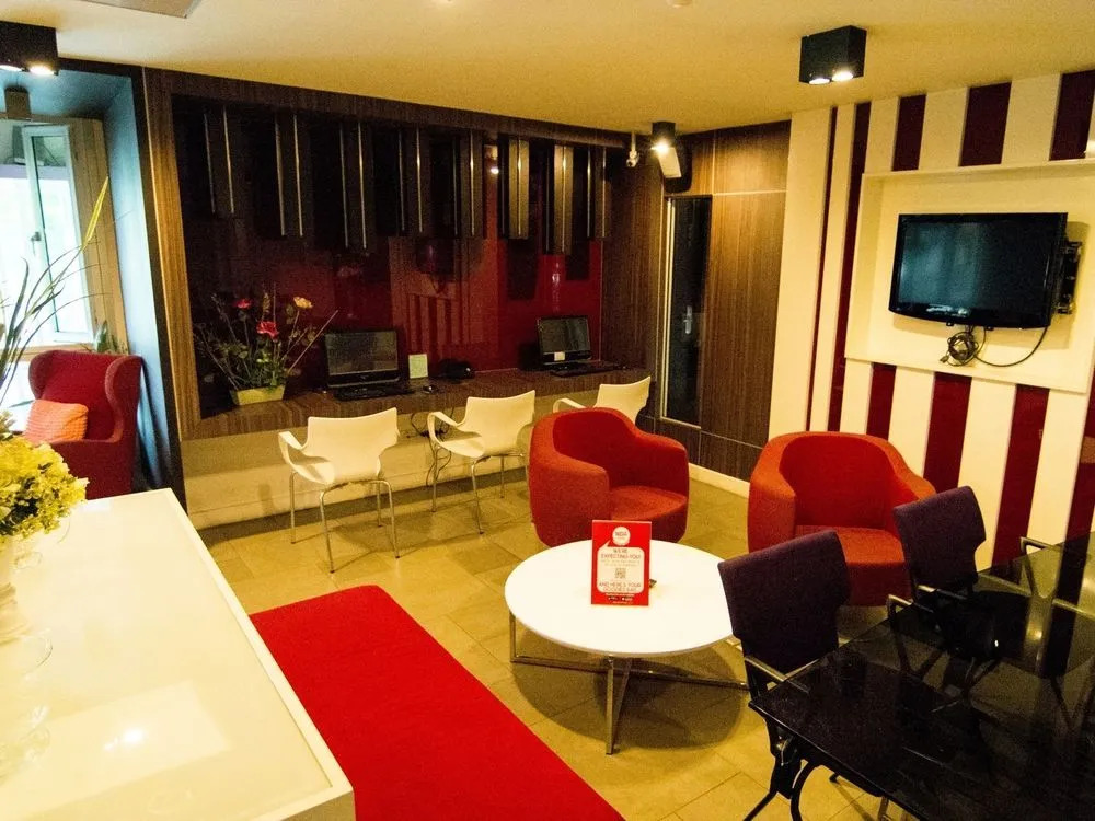 NIDA Rooms Krung ThonBuri 369 Riverside