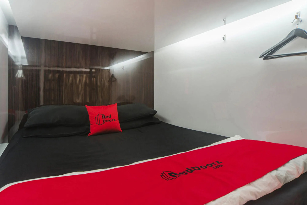 RedDoorz Hostel @ Little India